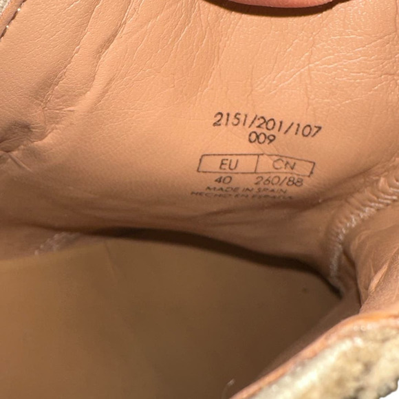 Zara Basic Suede Studded Pointed Toe Boots EU 40 - Picture 8 of 9